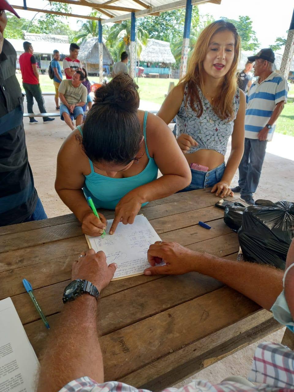 Foto adicional — Nuestra comunidad tiene dentro de su territorio titulado…