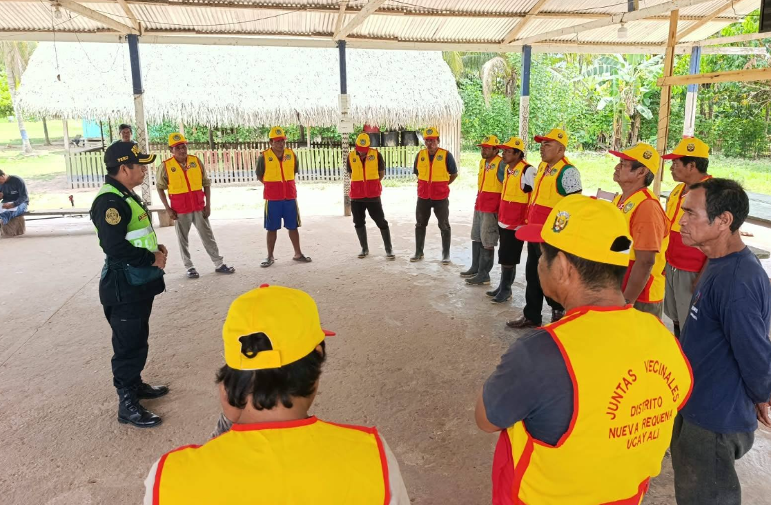 Foto adicional — Queremos agradecer al general PNP Manuel Centeno y a la…