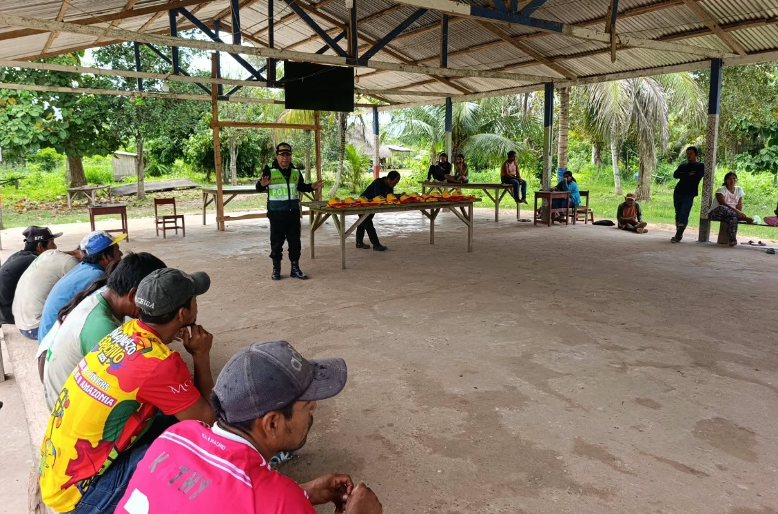 Foto adicional — Queremos agradecer al general PNP Manuel Centeno y a la…