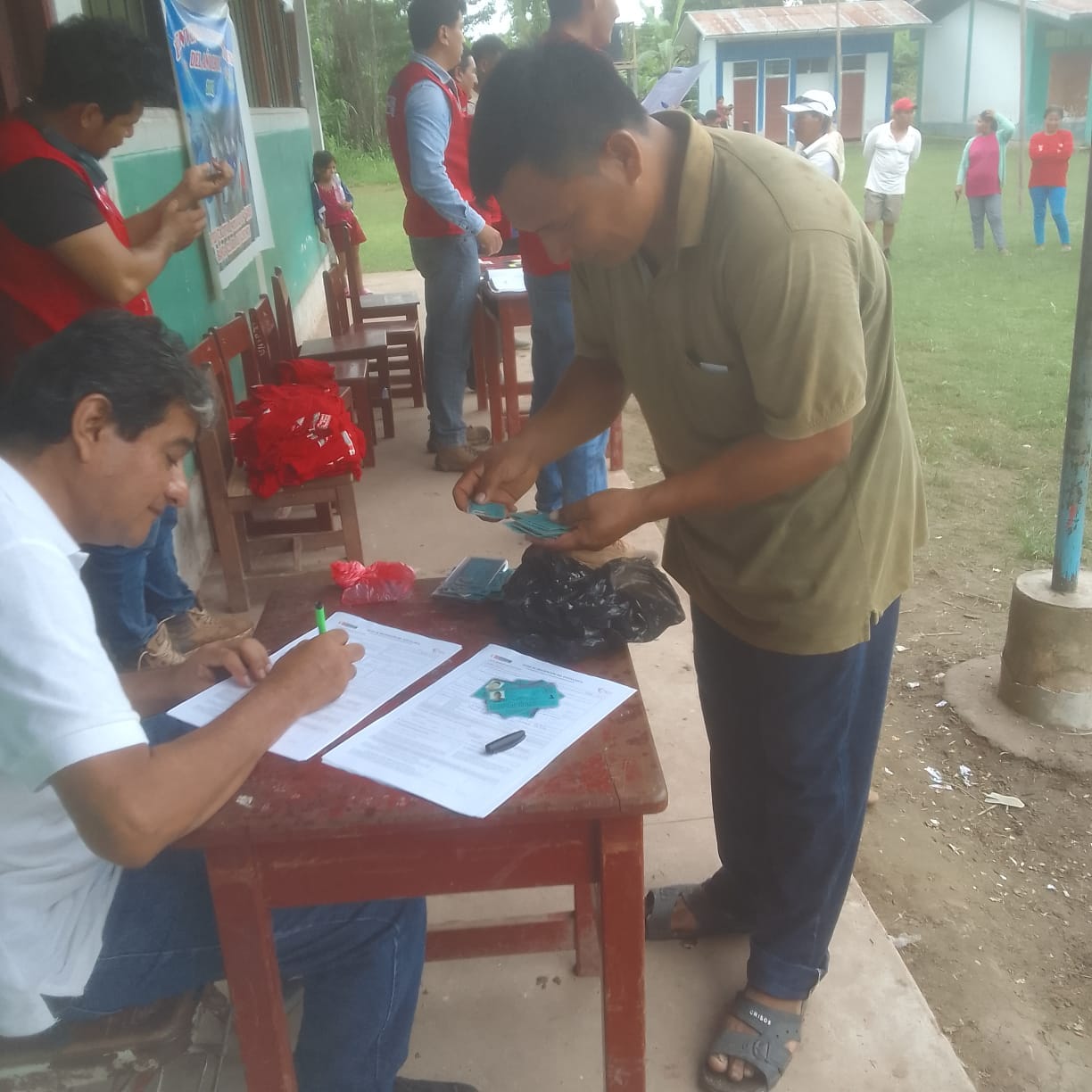 Ejecución del programa LurawiPerú en la comunidad