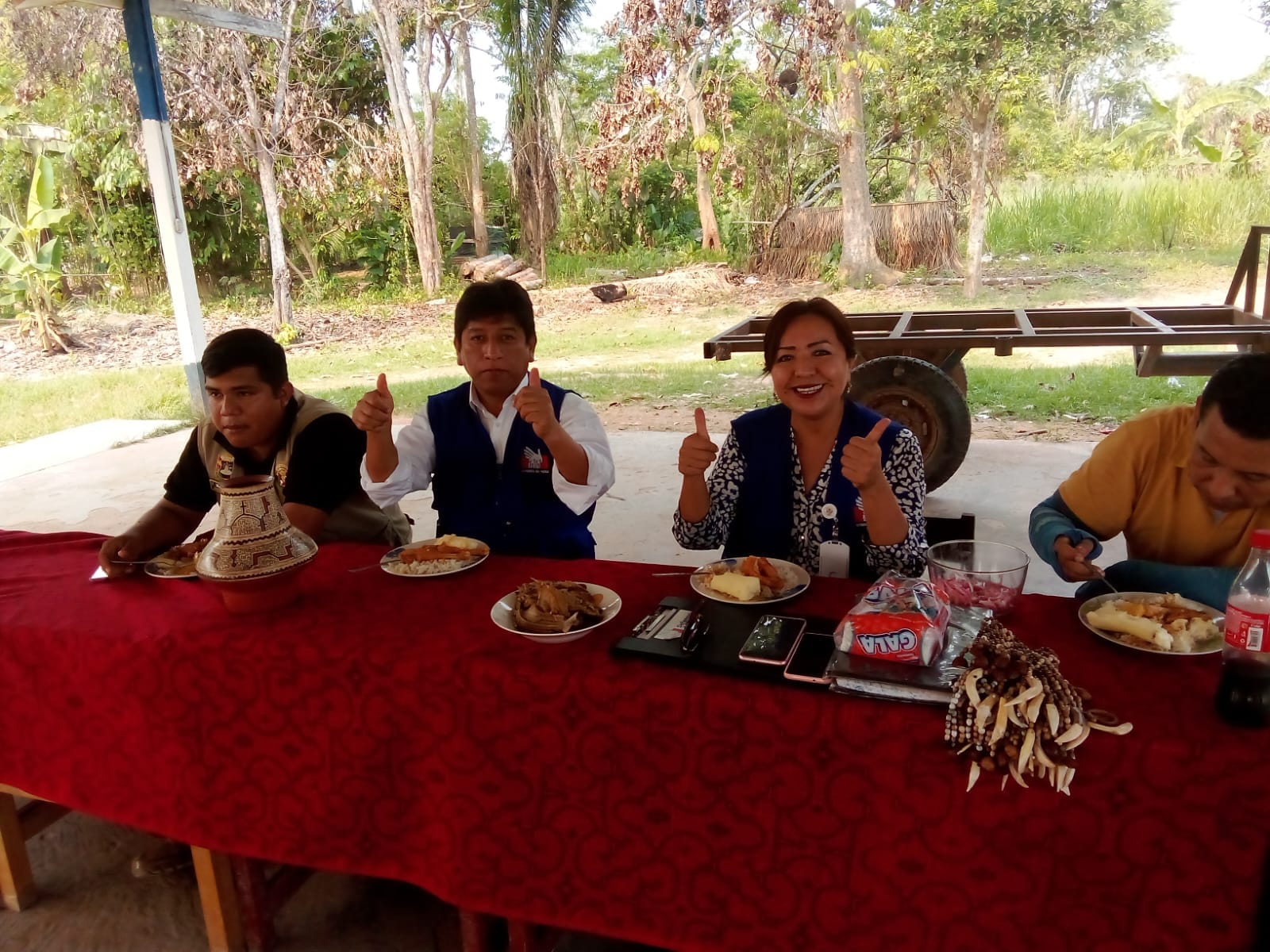Foto adicional — En días pasados tuvimos la grata visita del señor Defensor…