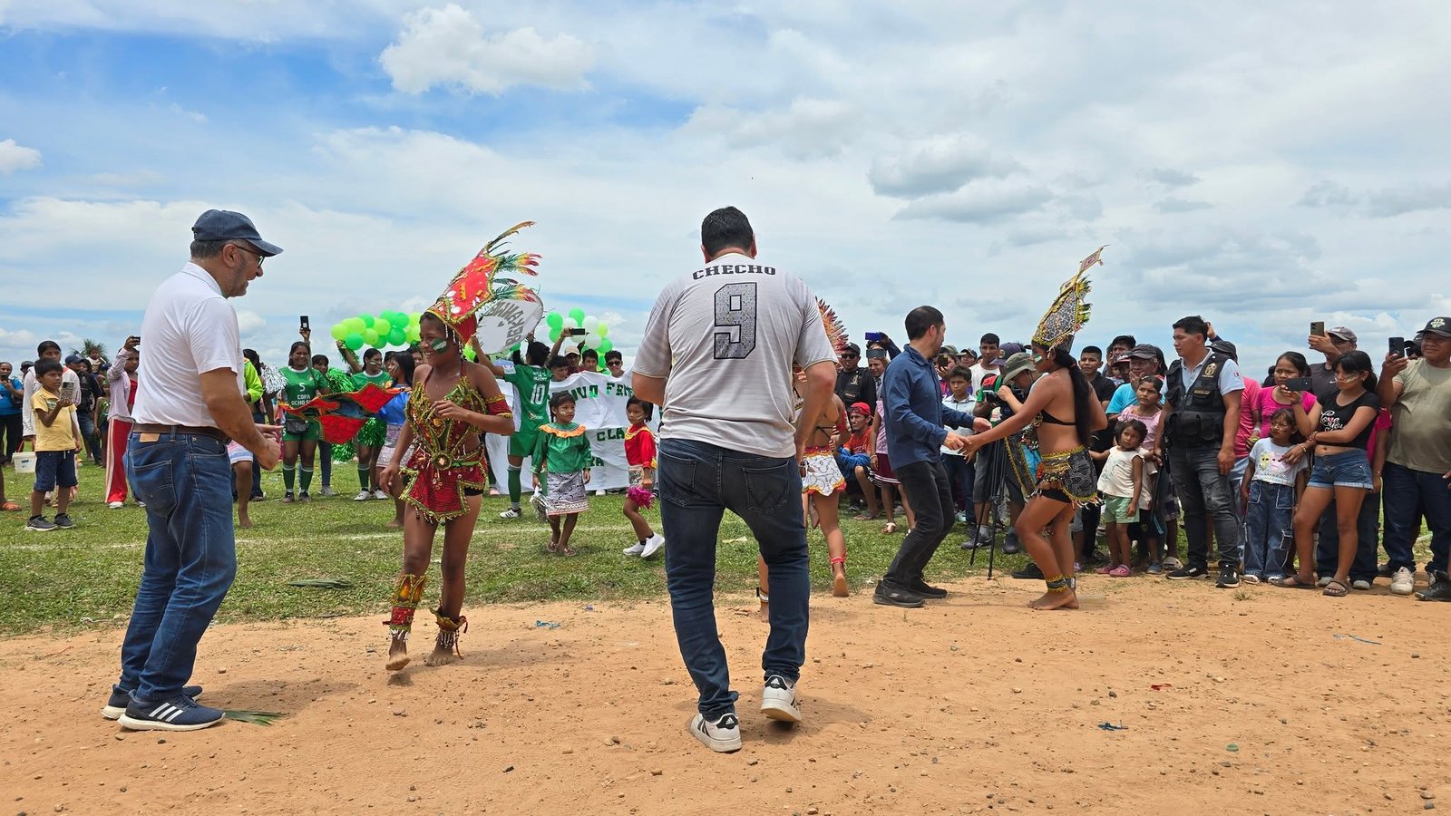 Foto adicional — En estos momentos participando para las barras de la copa…