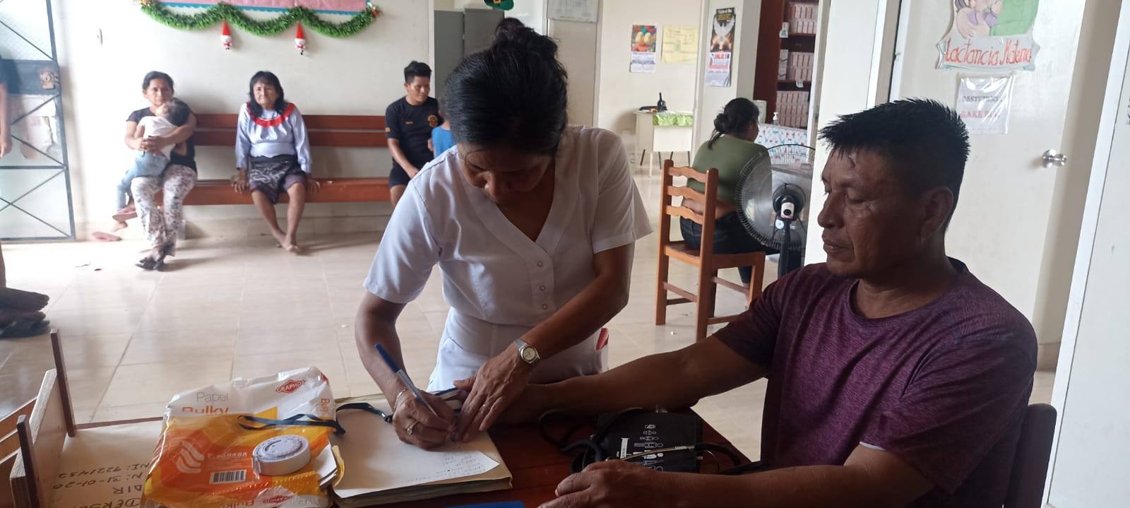 Foto adicional — En nuestra comunidad continua las atenciones de salud…