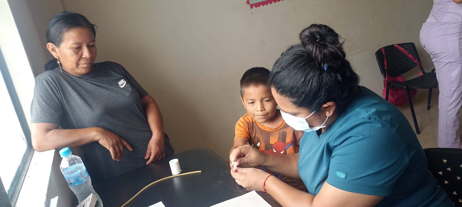 Foto adicional — En nuestra comunidad continua las atenciones de salud…